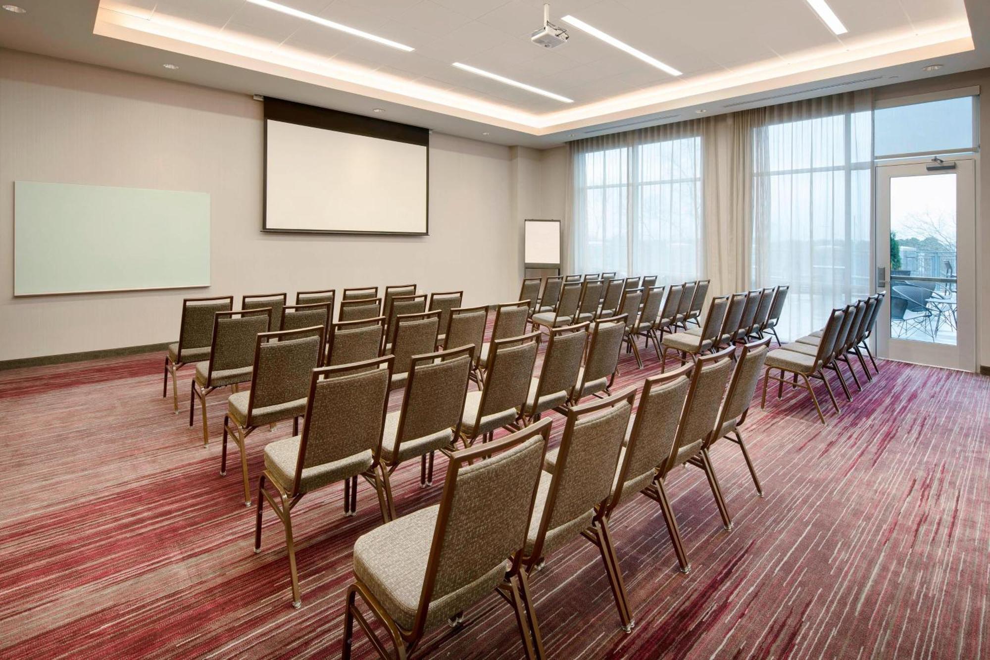 Courtyard By Marriott Atlanta Vinings/Galleria Smyrna Zewnętrze zdjęcie