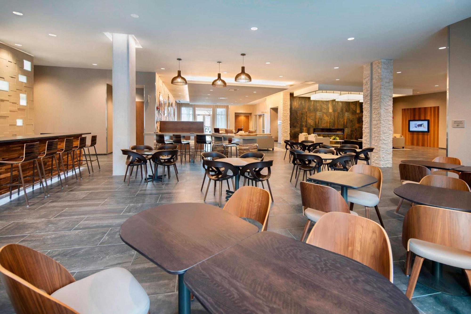 Courtyard By Marriott Atlanta Vinings/Galleria Smyrna Zewnętrze zdjęcie